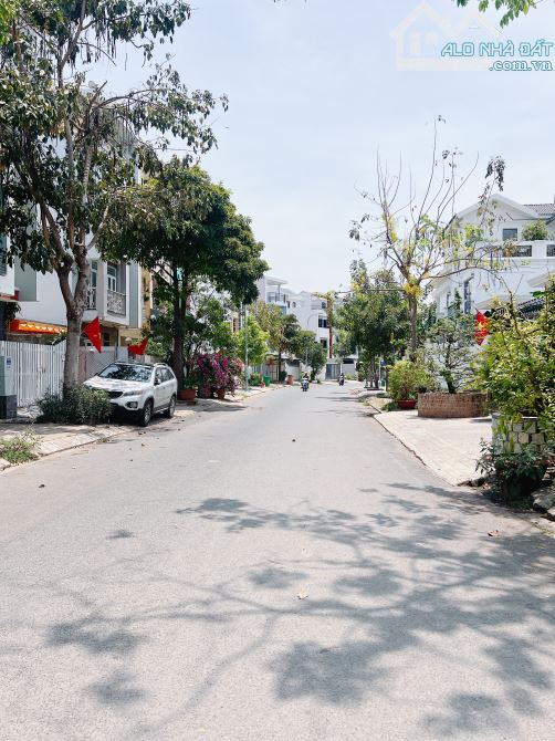 Cần Tiền Nhượng Lại Lô Đất 5m*21m full Thổ Khu Sadeco - 2