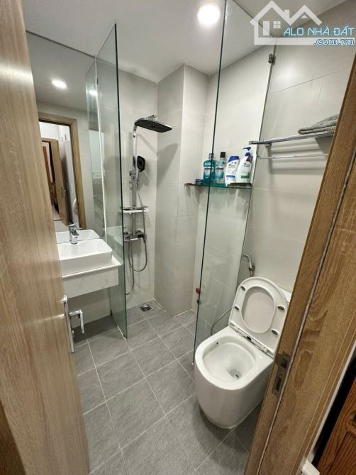 Bán Gấp Nhà Đẹp đường Lý Chính Thắng, P.VTS. (DTS: 74m2)- 3 tầng +NTCC - 2