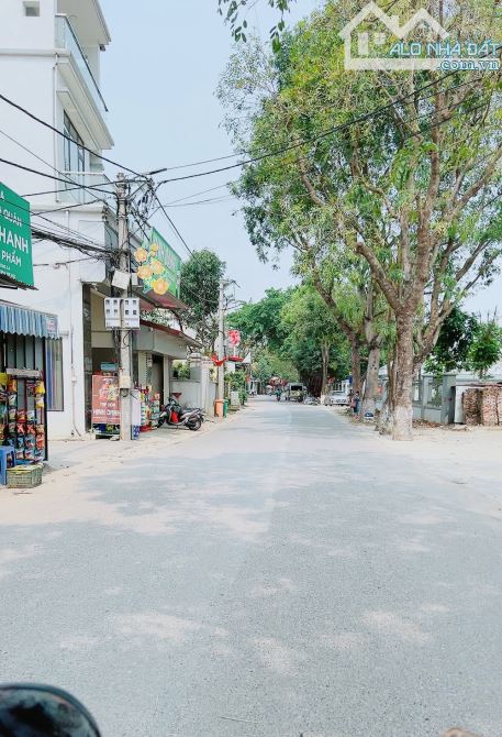 HOA HẬU PHÂN LÔ NGÕ THÔNG 122m Ô TÔ CHẠY VÒNG QUANH ZÁ RẺ VÕNG LA - 2