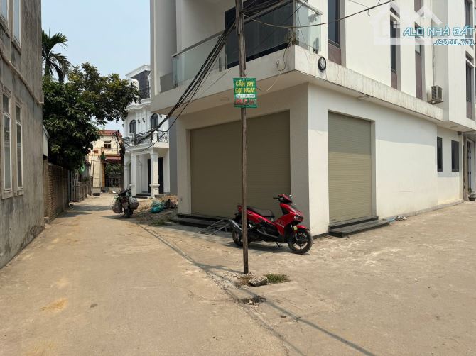 Đất ngay chợ Lương Quán, ô tô ra vào thoải mái, mặt tiền rộng chỉ nhỉnh 1 tỷ - 2