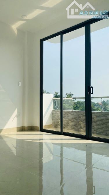 Nhà 1 trệt 2 lầu 3PN đường 7 Long phước Q9 gần chợ, sổ riêng 64m2 đất - 2
