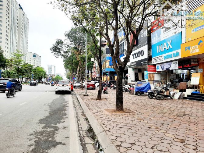 BÁN NHÀ MP HOÀNG QUỐC VIỆT - VỈA HÈ RỘNG, 6 TẦNG THANG MÁY, ĐANG CHO THUÊ 150 TRIỆU/ THÁNG - 2