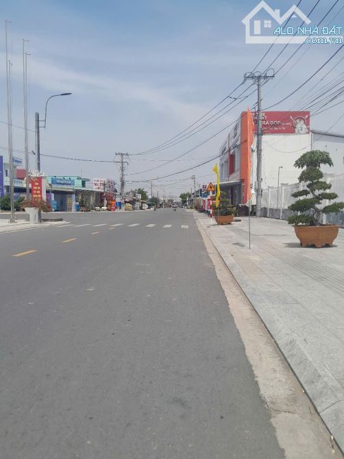 130m2 đô thị _thị trấn Tân trụ_Long An Đường ôtô ngay trung tâm 799 triệu rẻ ngộp - 2