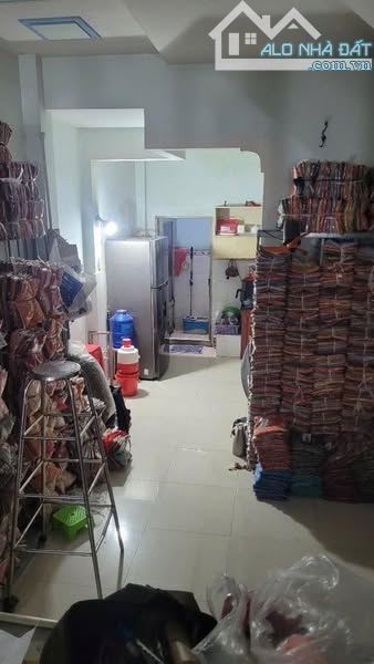 GẦN CHỢ TÂN HƯƠNG - HẺM 6M - 2 TẦNG - 80M2 NHỈNH 6 ĐỒNG - 2