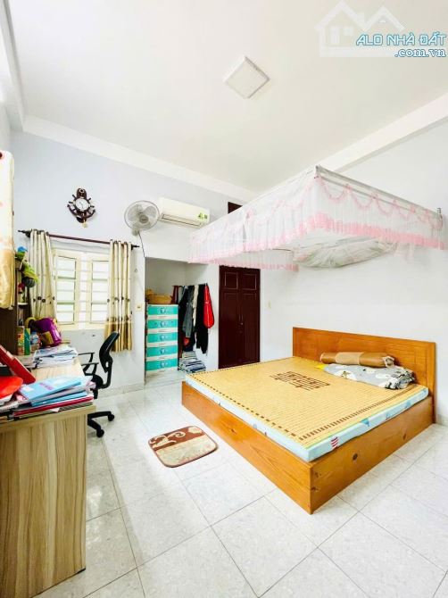 BÁN NHÀ MT KINH DOANH 104M 3 TẦNG ĐƯỜNG TRƯƠNG THỊ HOA TÂN THỚI HIÊP QUẬN 12 SHR - 2