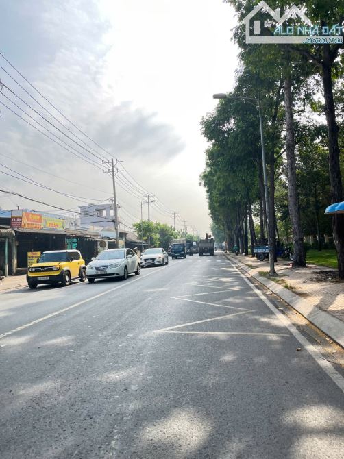 Bán đất mặt tiền đường Nguyễn Văn Bứa 1000m2 chỉ 22 tỷ Xã Xuân Thới Sơn Huyện Hóc Môn - 2