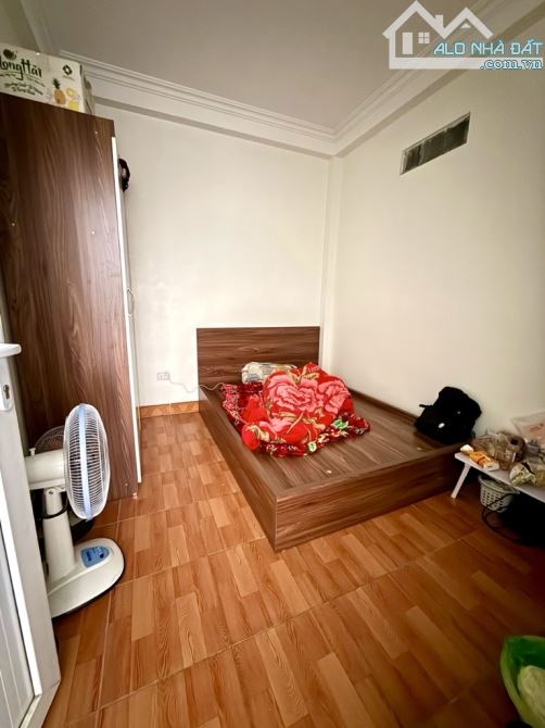 [RẺ] Bán nhà Tây Tựu 41m2 chỉ 4,x tỷ phân lô, ô tô qua cổng, bãi đỗ xe phân lô vuông đét - 2
