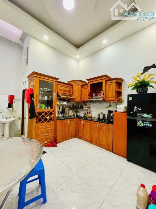 BÁN NHÀ MT KINH DOANH 104M 3 TẦNG ĐƯỜNG TRƯƠNG THỊ HOA TÂN THỚI HIÊP QUẬN 12 SHR - 3