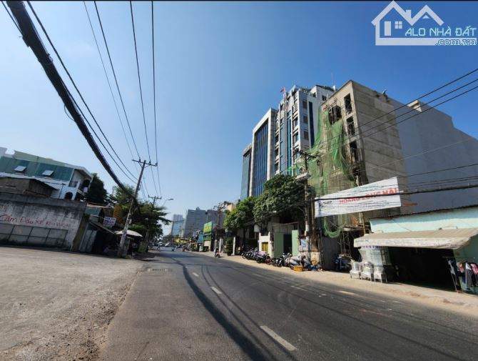 ĐẤT LƠN, GIÁ RẺ, NGAY BẾN XE MIỀN ĐÔNG, XD 14 TẦNG, 1.262M2 GIÁ CHỈ 14O TỶ TL - 3