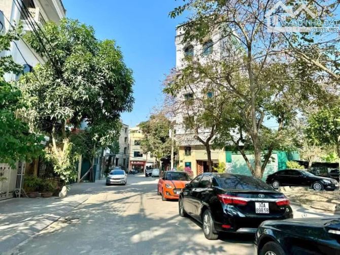 TĐC X6 Cổ Linh ngõ 63, View vườn hoa, 5 tầng lô góc 2 mặt tiền, Kinh doanh, 100m2 - MT 8m - 3