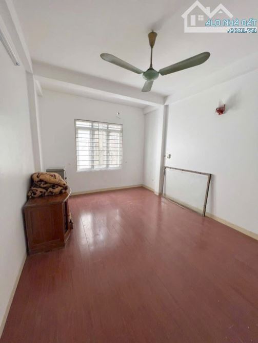 Bán nhà mặt phố Cự Lộc - Kinh doanh đông đúc 40m x 5 tầng - 3