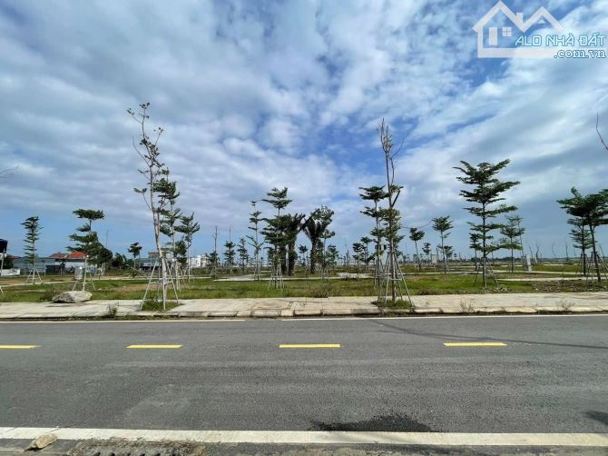 🔥🔥Bán 150m2( 7.5 x 20m )Mặt Tiền Nguyễn Huân 18.5m👉 27,7 tr/m2 - 4
