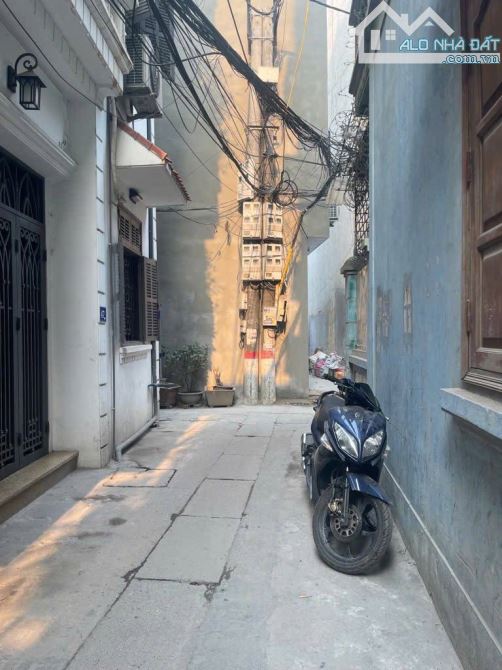 🌻🌻🌻🌻BÁN NHÀ ĐỊNH CÔNG -  QUẬN HOÀNG MAI - NGÕ NÔNG BA GÁC - LÔ GÓC HAI THOÁNG - NHÀ ĐẸ - 4