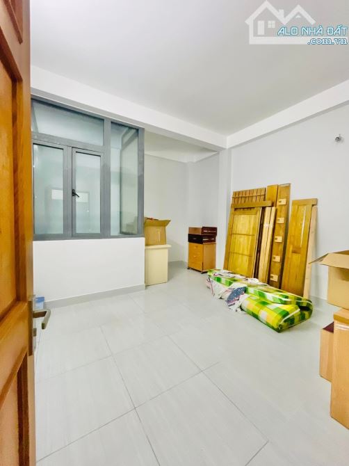 Bán nhà đường 26 tháng 3 giáp Aeon Tân Phú 60m2 4tầng BTCT hẻm tải thông chỉ 5 tỏi nhỉnh - 4