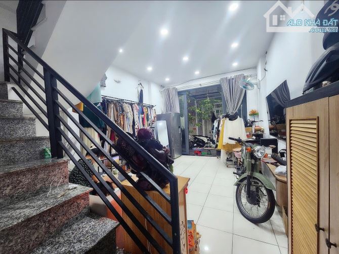 Hẻm xe hơi 4M Lê Văn Sỹ Q3 -2Tầng-34M2- Giá chỉ Nhỉnh 5 Tỷ.‼️ - 4