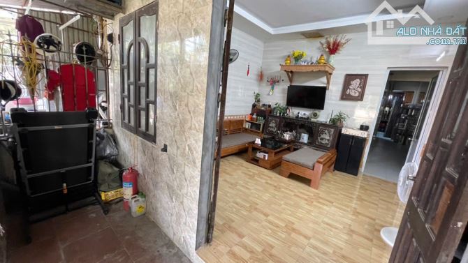 BÁN GẤP NHÀ TỔ 3 PHÚ ĐÔ, NAM TỪ LIÊM, ĐẤT PHI NÔNG NGHIỆP NHÀ C4 53M GIÁ 1.65 TỶ VIEW HỒ. - 4