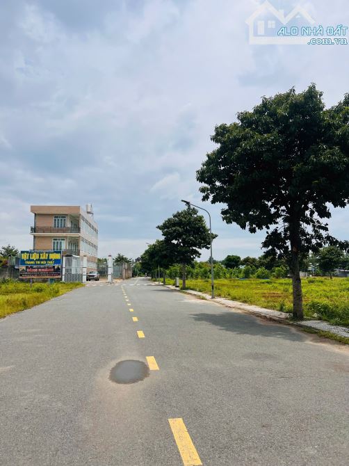 Cặp nền siêu đẹp, MT trục đường lớn 12m. An Viễn, Phùng Hưng. Giá đầu tư - 4
