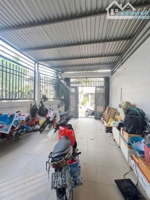 Nhà mặt tiền Kinh Doanh TL16 chỉ 1 căn bán 5.2x20m, 4 tầng gần Ngã Tư Ga, Quận 12 - 4