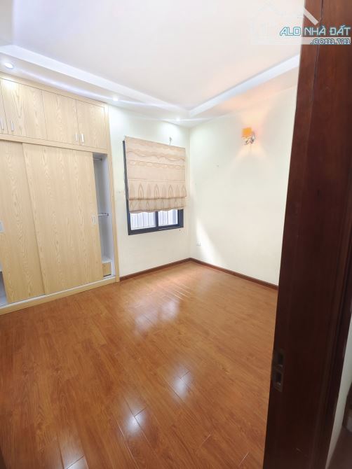 Cần bán gấp siêu phẩm phân lô Trần Quốc Hoàn 45m2, 5T, mặt ngõ, ô tô tránh, kinh doanh tốt - 4