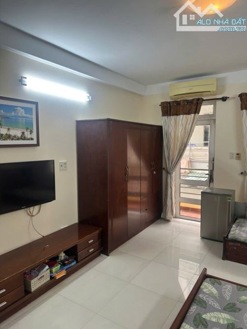 Bàn nhà,HXH,Nguyễn Đình Chiểu,P,2,Quận,3 Dt; 4,4x10m2,5 Tầng,Giá 11 Tỷ 5 - 5