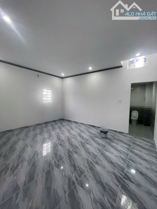 Bán gấp nhà 1 trệt lửng đúc kiên cố sân xe hơi ngay trường tiểu học Tân Phú - 5