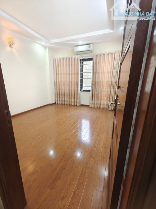 Cần bán gấp siêu phẩm phân lô Trần Quốc Hoàn 45m2, 5T, mặt ngõ, ô tô tránh, kinh doanh tốt - 5