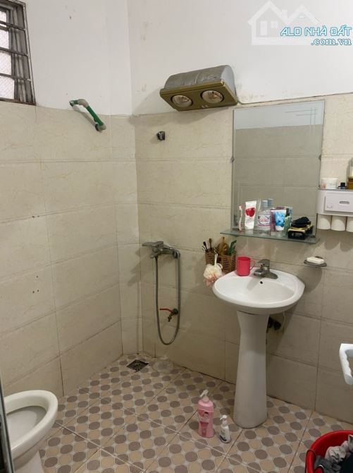 BÁN GẤP NHÀ XÓM CHÙA ĐỒNG BÀN TỔ 3 PHÚ ĐÔ, NAM TỪ LIÊM 60MX2T 2 TỶ Ô TÔ GẦN PHỐ ĐẤT PHI NN - 6