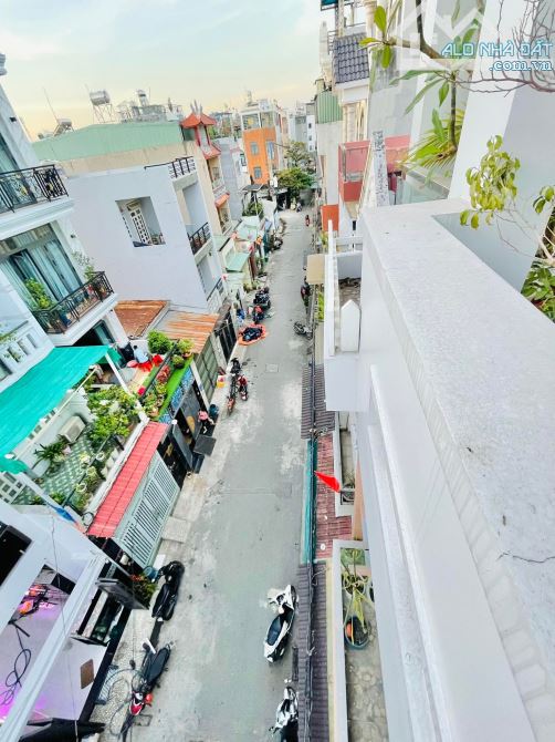 Bán nhà đường 26 tháng 3 giáp Aeon Tân Phú 60m2 4tầng BTCT hẻm tải thông chỉ 5 tỏi nhỉnh - 7