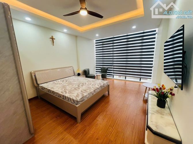 Bán Nhà HXH Nam Kỳ Khởi Nghĩa, P.8, Q.3 – 4x15m, 4 Tầng, Nội Thất Cao Cấp, Giá 18,9 TL - 7