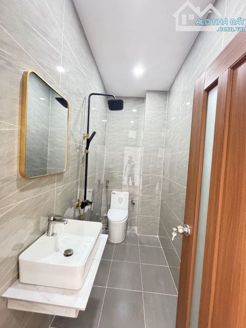 Bán Gấp Nhà 4 Tầng, Thang Máy – Khu An Ninh – Sổ Vuông – Sát Cầu Tăng Long - 7