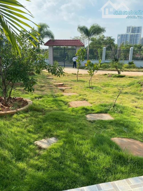 Bán Đất 2 MT View Sông Ngay NGuyễn Xiển 20x40=800m2 Giá 28 TỶ - 8