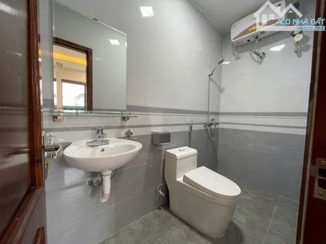 BÁN GẤP CHDV MỸ ĐÌNH 6 TẦNG – THANG MÁY – 14 PKK FULL ĐỒ – DÒNG TIỀN 72TR 75m GIÁ 17.8 TỶ - 8