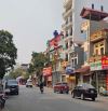Bán nhà 3  tầng  Mặt Nguyễn Trãi . dt 81m . mt 3,9m . hướng ĐB , gia 13ty