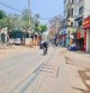 MẶT PHỐ VĨNH HƯNG BÁN ĐẤT TẶNG NHÀ CẤP 4 LÔ GÓC 2 MẶT VỈA HÈ RỘNG KINH DOANH ĐỈNH 230M2 MT