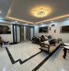 Bán nhà đường Kim Mã - DT 53m2 sổ - 4 tầng - giá 11,6 tỷ - có oto thang máy - 50M ra phố.