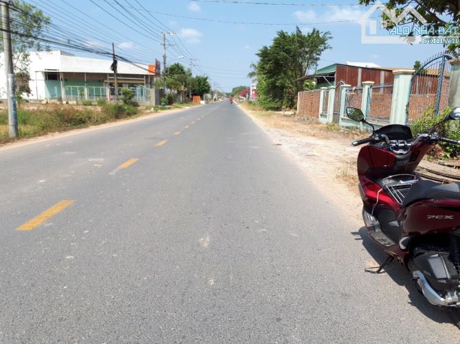 Ngộp bán lỗ MT đường nhựa Nhơn Trạch, giá rẻ 5tr, thổ cư. KD, trọ, kho xưởng. Gọi ngay 24H