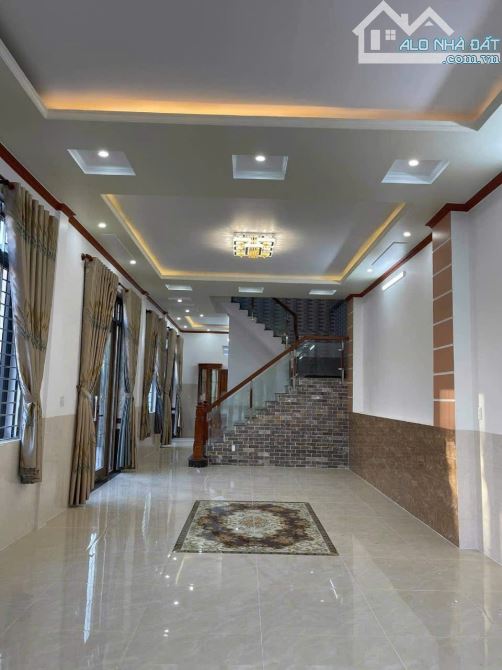 BÁN NHÀ GÓC 2 MẶT TIỀN, KDC ĐẠI HỌC Y DƯỢC CẦN THƠ