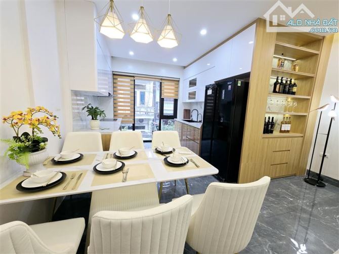 💥Bán gấp Ngô Gia Tự 52m 6T Thang máy, Ô TÔ TRÁNH 9tỷ hơn