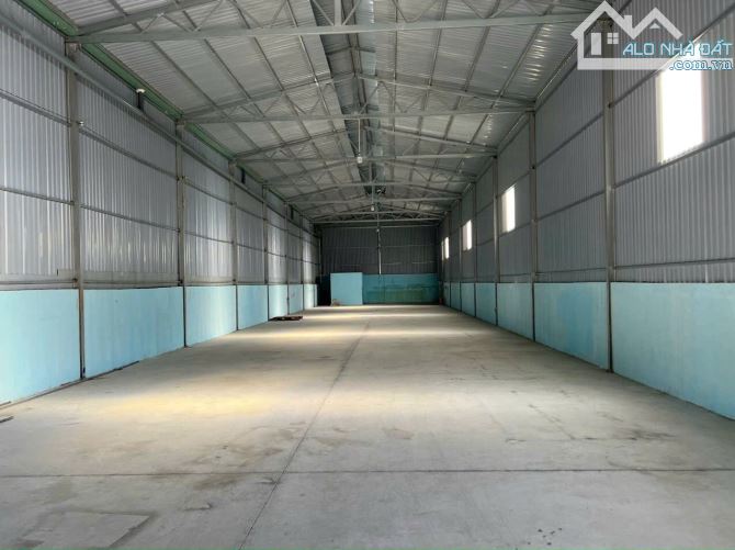 Cho thue kho xưởng Thuận An 700m/35tr đường cont điện 3fa sx đa nghề