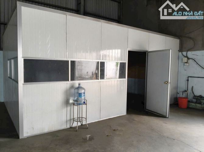 Cho thuê kho xưởng Thuận An 1000m/50tr đường cont điện 3fa  sẵn VP làm việc