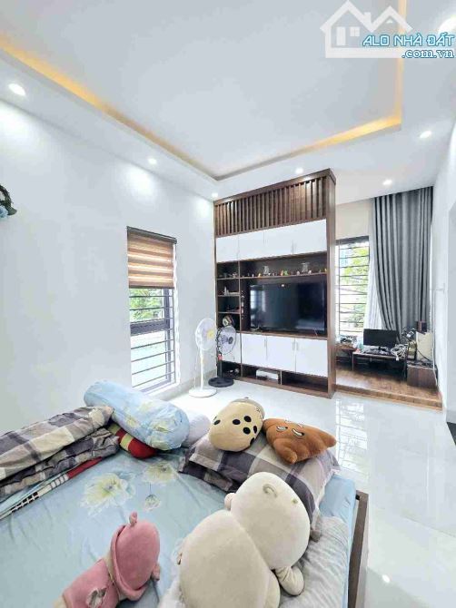 💥Nhà 3 tầng , 5,5 tỷ, Đường Nguyễn Văn Thoại, 45m2, MT 4,2m - 2 Mặt Tiền - Gần BIỂN