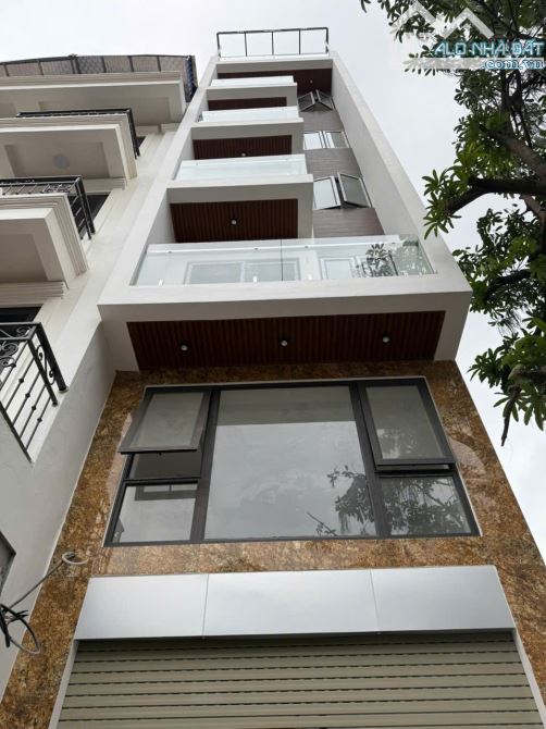 CẦN BÁN NHÀ THẠCH BÀN LONG BIÊN HÀ NỘI.