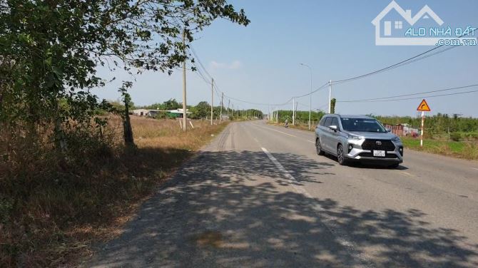 ĐẤT MẶT TIỀN 765 ĐÁ BẠC, CHÂU ĐỨC, GẦN NGÃ 6, GIÁ NGỘP