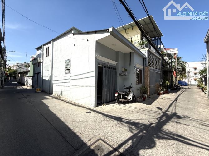 Hẻm Xe Hơi, Nguyễn Văn Lượng, 105m2, 8.4 T.ỷ
