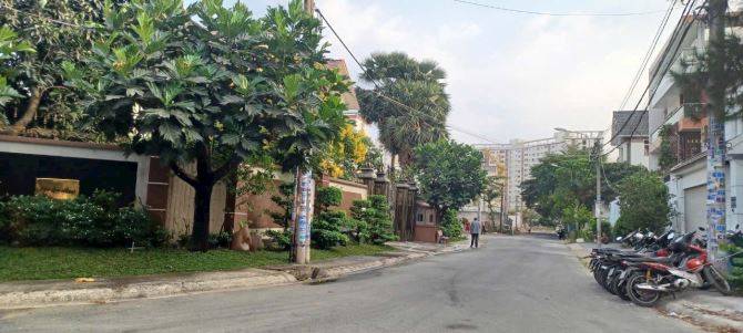 Bán 250m2 đất biệt thự ở khu dân cư vĩnh lộc bình tân giá 17,5 tỷ
