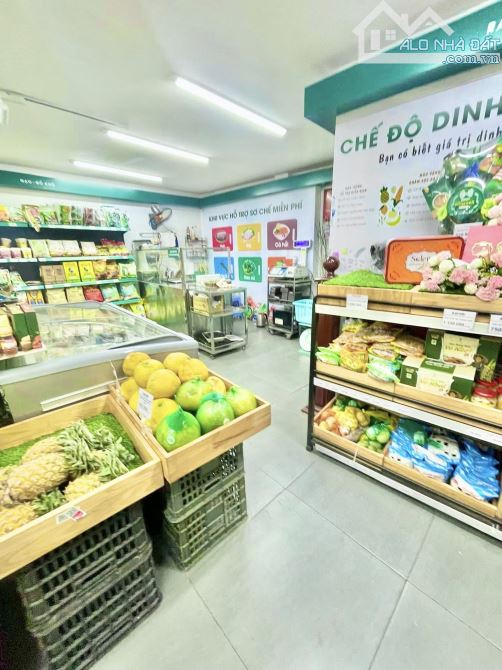 Bán nhà lô góc mặt phố Vũ Thạnh, Đống Đa, tiện kinh doanh 5 tầng 65m2 giá 22.5 tỷ
