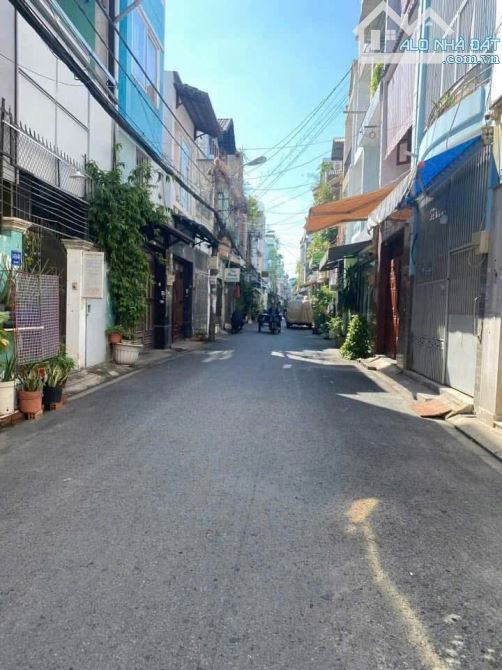 Hàng Thơm lô đất cực đẹp gần chợ Phạm Đăng Giảng hẻm xe tải thông 66m2, Nhỉnh 3 tỷ