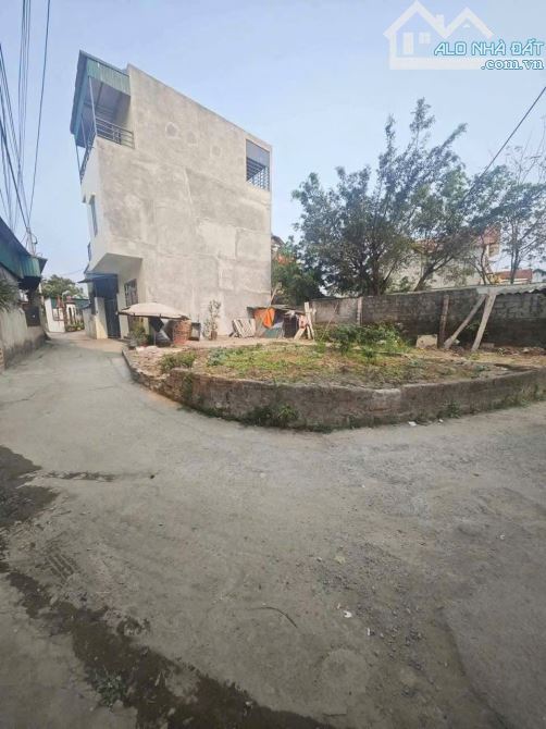 Chỉ duy nhất 1 Lô đường thông ô tô 7 chỗ tại xâm xuyên , hồng vân , thường tín,HN