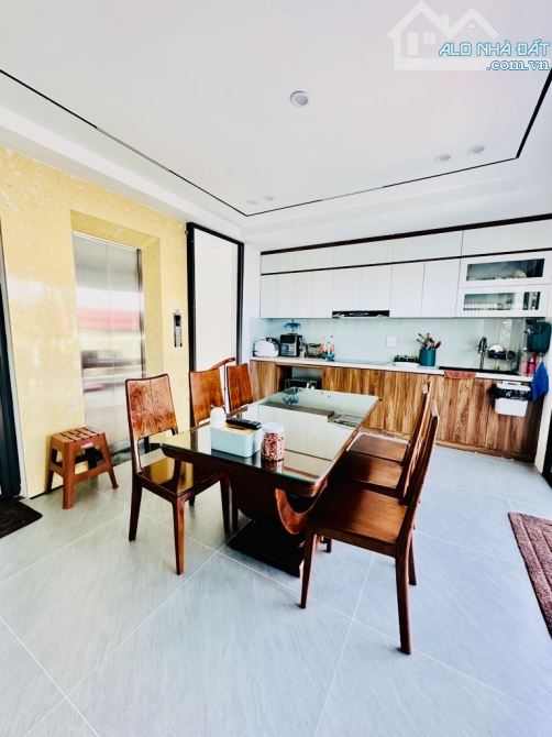Nhà Đẹp - Phân Lô Ngọc Lâm 41m - Mt Gần 5m Ô Tô Tránh - 2 Thoáng Trước Sau