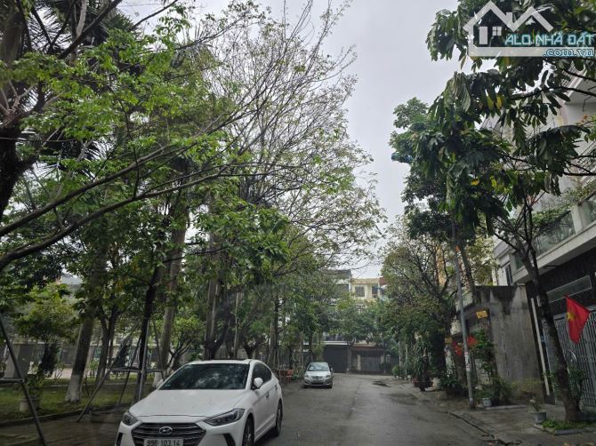 🎐🎐Bán Lô Đẹp KDT An Huy Vũ Ninh Nhìn Vườn Hoa Mt 5m Dt 110m2 Giá 11.X Tỷ